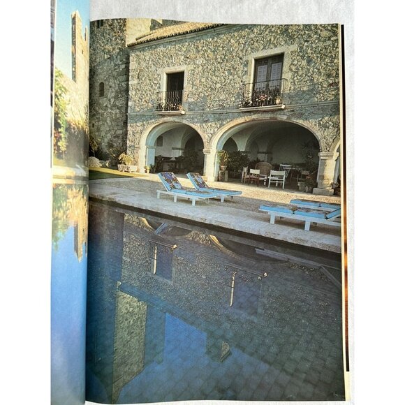 BRITISH VOGUE - May 1975 - Picture 4 of 16